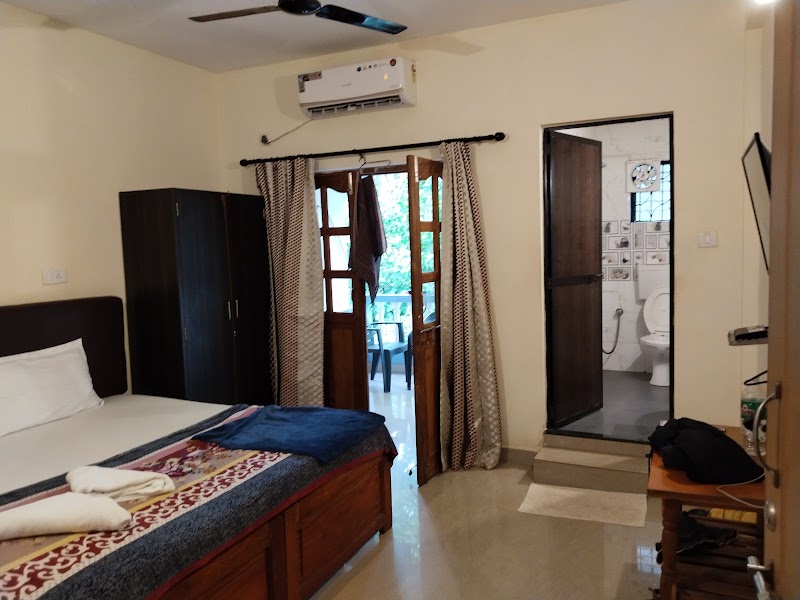 Dom’s Inn - Dom’s Inn GQV5+4QP, Dr Afonso Rd, Calangute, Goa 403516, India