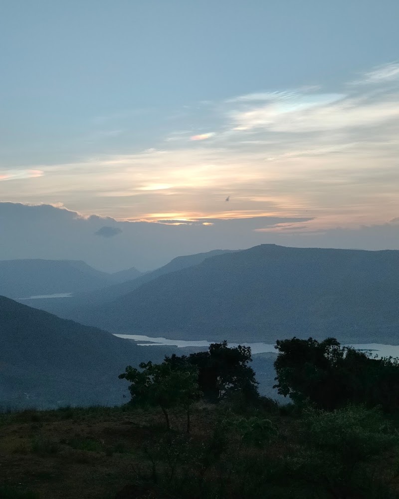 Singing Point, Panchgani - Singing Point, Panchgani WRM3+CXF, Dhandeghar, Panchgani, Maharashtra 412805, India
