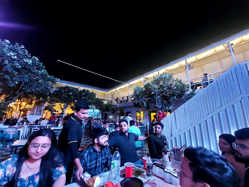 DockYard - BYOB - DockYard - BYOB, Sector 47, Gurugram, Haryana 122018, India