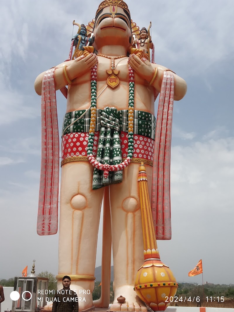 Hanuman Dhara Mandir - Hanuman Dhara Mandir, Naya Gaon, Chitrakoot, Madhya Pradesh 485334, India