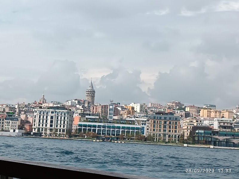 Kadıköy- Haydarpaşa İskelesi - Kadıköy- Haydarpaşa İskelesi, Kemankeş Karamustafa Paşa, Rıhtım Cd. No:33, 34425 Beyoğlu/İstanbul, Türkiye