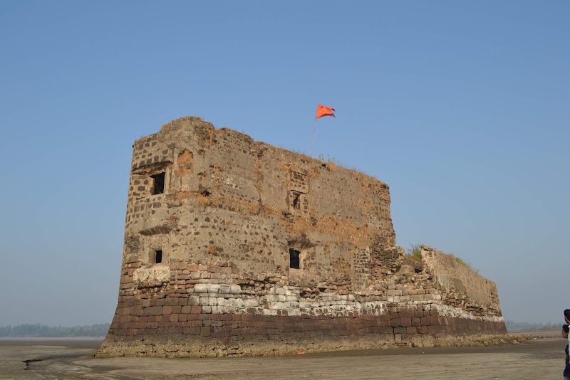 Kelve Fort - Madla Bhurj - Kelve Fort - Madla Bhurj, JP9H+68C, Mangelwada, Kelwa, Maharashtra 401401, India