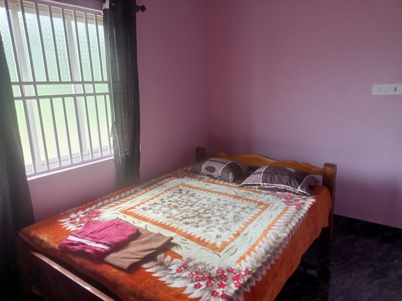 MS HOME STAY - MS HOME STAY M13°21'01.0, N 74°58, 25.3"E, near Sanvi Hollowblock Industries, Kantebettu, Kadthala, Karkala, Karnataka 574108, India