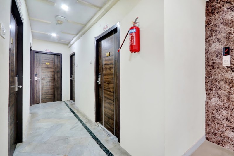 Super Hotel O by OYO MVP Double Road - Super Hotel O by OYO MVP Double Road Plot No 19, MVP Sector 7, Sector 5, MVP Colony, Visakhapatnam, Andhra Pradesh 530017, India