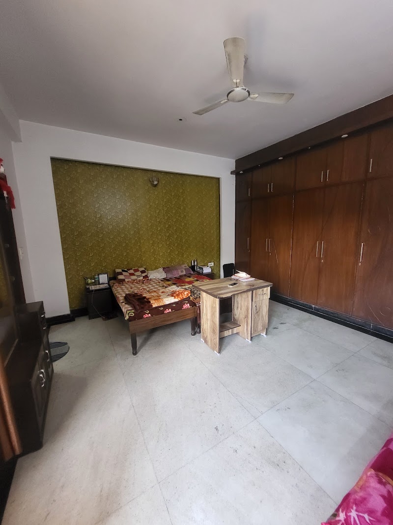 Radhe Mohan Girls & Boys PG - Radhe Mohan Girls & Boys PG 552, 2nd floor, opposite D MALL, Niti Khand 3, Manoj Vihar, Indirapuram, Ghaziabad, Uttar Pradesh 201014, India