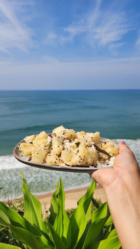 Cafe Sarwaa on the cliff - Cafe Sarwaa on the cliff Near Perungulam, Inside Mare Holidays, Varkala, Kerala 695141, India