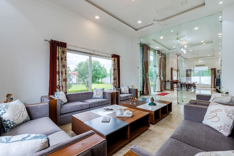StayVista at Aravali Villa | Premium Villa with Swimming Pool in Udaipur - StayVista at Aravali Villa | Premium Villa with Swimming Pool in Udaipur JMJ7+HP7, Tiger Hills, Badgaon, Lai Ka Gurha, Udaipur, Rajasthan 313011, India