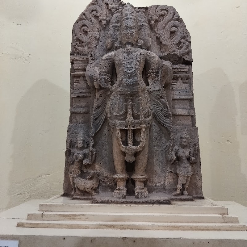 Thiba Palace - Thiba Palace, X8M6+9JR, Abhyudhya Nagar, Nachane, Maharashtra 415612, India