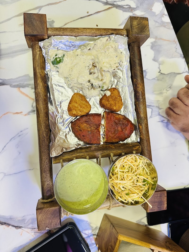 Tandoori Hut RPD - Tandoori Hut RPD 64, K 26, New Link Rd, opp. Bikaji Sweets, Old Sonal Industrial Estate, Kanchpada, Malad West, Mumbai, Maharashtra 400064, India