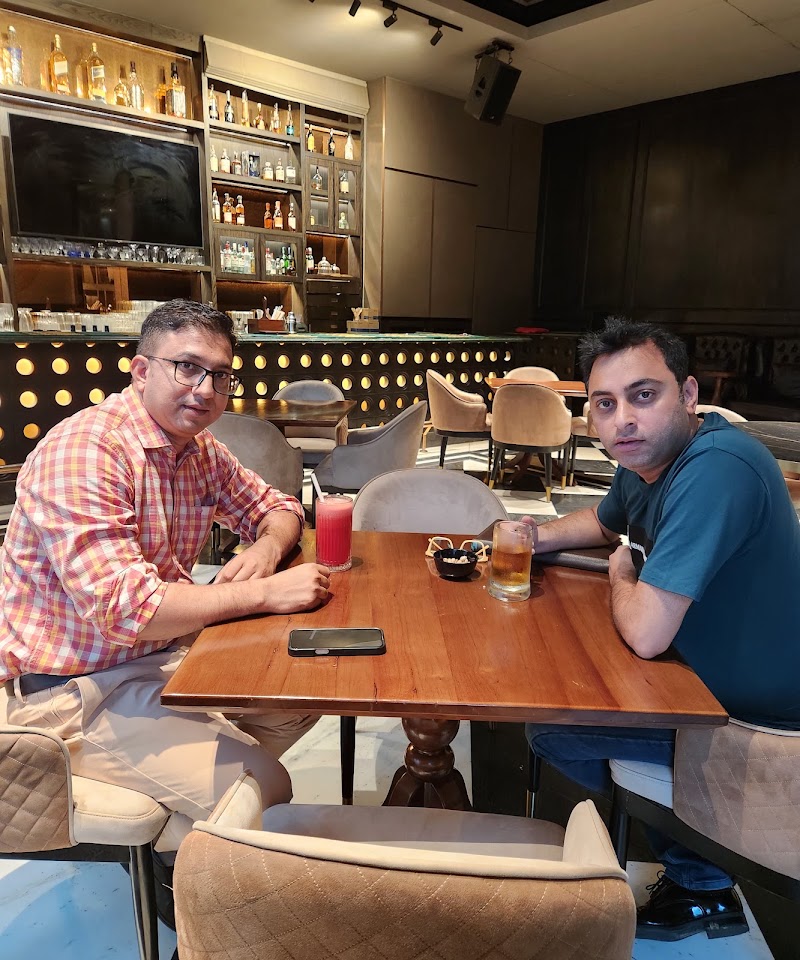 Kokkinos - Kokkinos 68, Bhagwan Mahaveer Marg, Sector 44, Gurugram, Haryana 122003, India