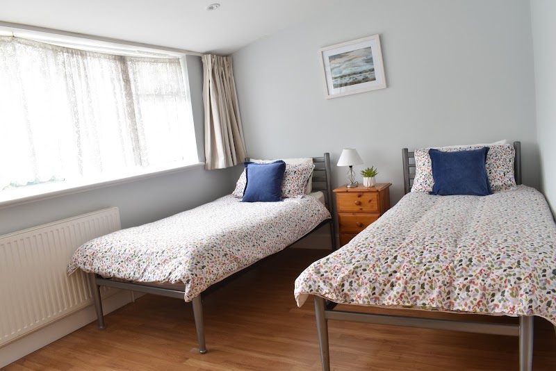 larkfield apartments - larkfield apartments 19 Larkfield Rd, Richmond TW9 2PG, UK