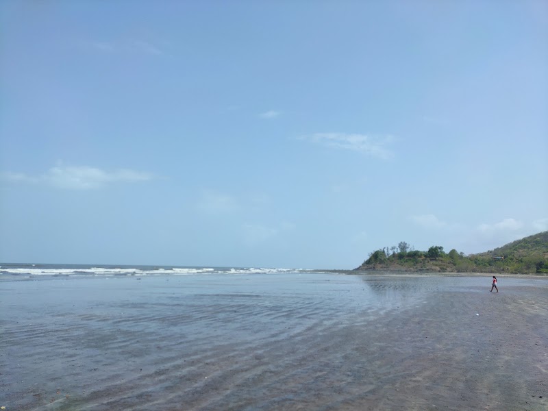 Karde Beach - Karde Beach, Maharashtra 415713, India