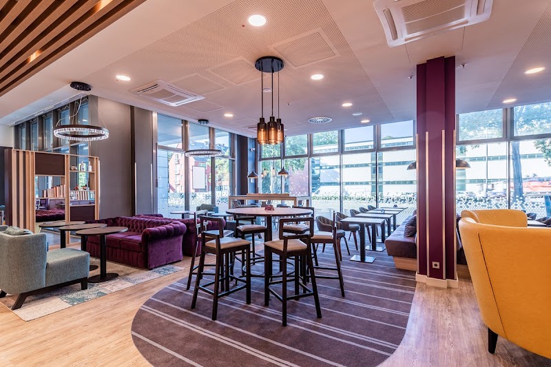 Premier Inn Cologne City Süd hotel - Premier Inn Cologne City Süd hotel Perlengraben 2, 50676 Köln, Germany