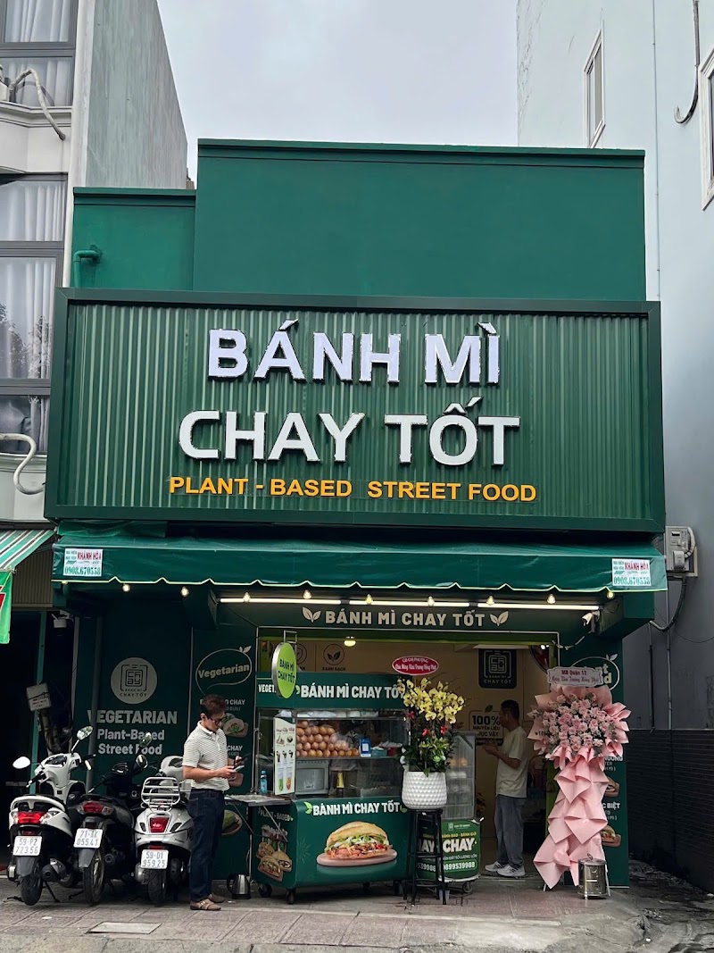 Bánh Mì Chay Tốt - 1315 Hoàng Sa