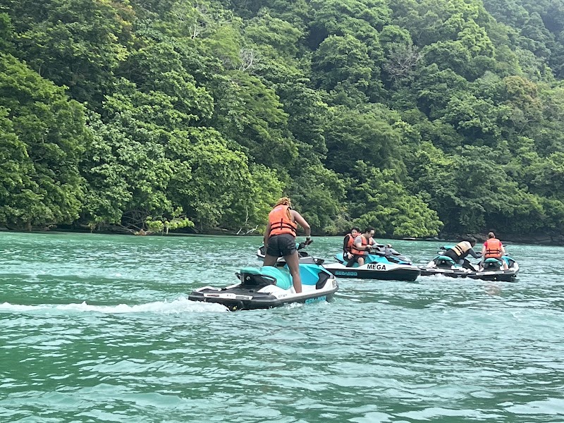 Mega Water Sports Sdn Bhd - (906786-U) - Mega Water Sports Sdn Bhd - (906786-U), Pantai Cenang, Jalan Pantai Cenang, 07000 Langkawi, Kedah, Malaysia