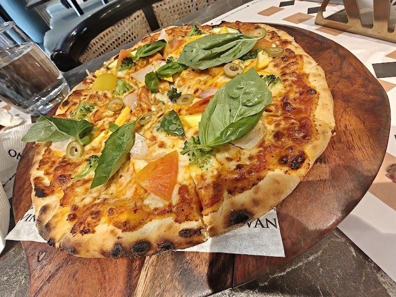 Van Lavino Cafe & Patisserie - Jubilee Hills - Van Lavino Cafe & Patisserie - Jubilee Hills Shop No 4, Road No. 36, Jubilee Hills, Hyderabad, Telangana 500033, India