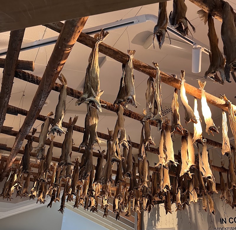Lofoten Seafood Center - Lofoten Seafood Center, Mortsundveien 379, 8370 Leknes, Norway