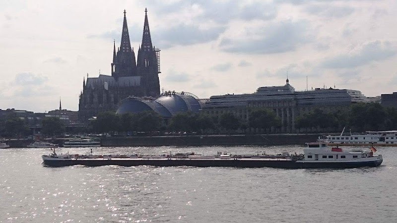 Rheinparkweg 1 - Rheinparkweg 1, 50679 Köln, Germany