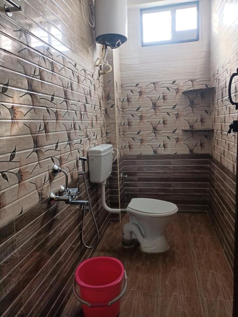 Four Seasons Homestay - Four Seasons Homestay 1-25/12, car showroom road, opposite to Tata motors, beside Mango Market Road, Kr Nagar, Srinivasapuram, Avilali, Andhra Pradesh 517503, India