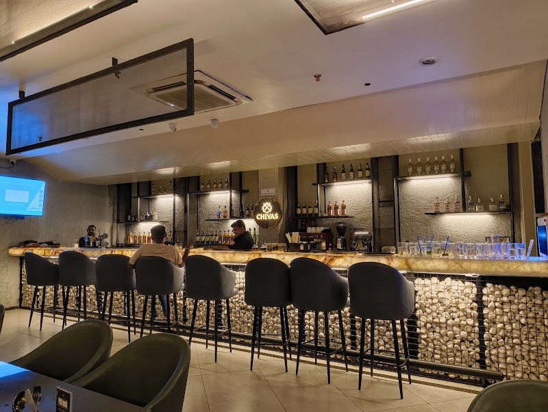 ARC Club Bhilai - Best Restro Bar - ARC Club Bhilai - Best Restro Bar 6856+QCJ, Durg Bypass, inside Emperyan Hotel, Durg Padmanabhpur, Pushpak Nagar, Bhilai, Chhattisgarh 490020, India
