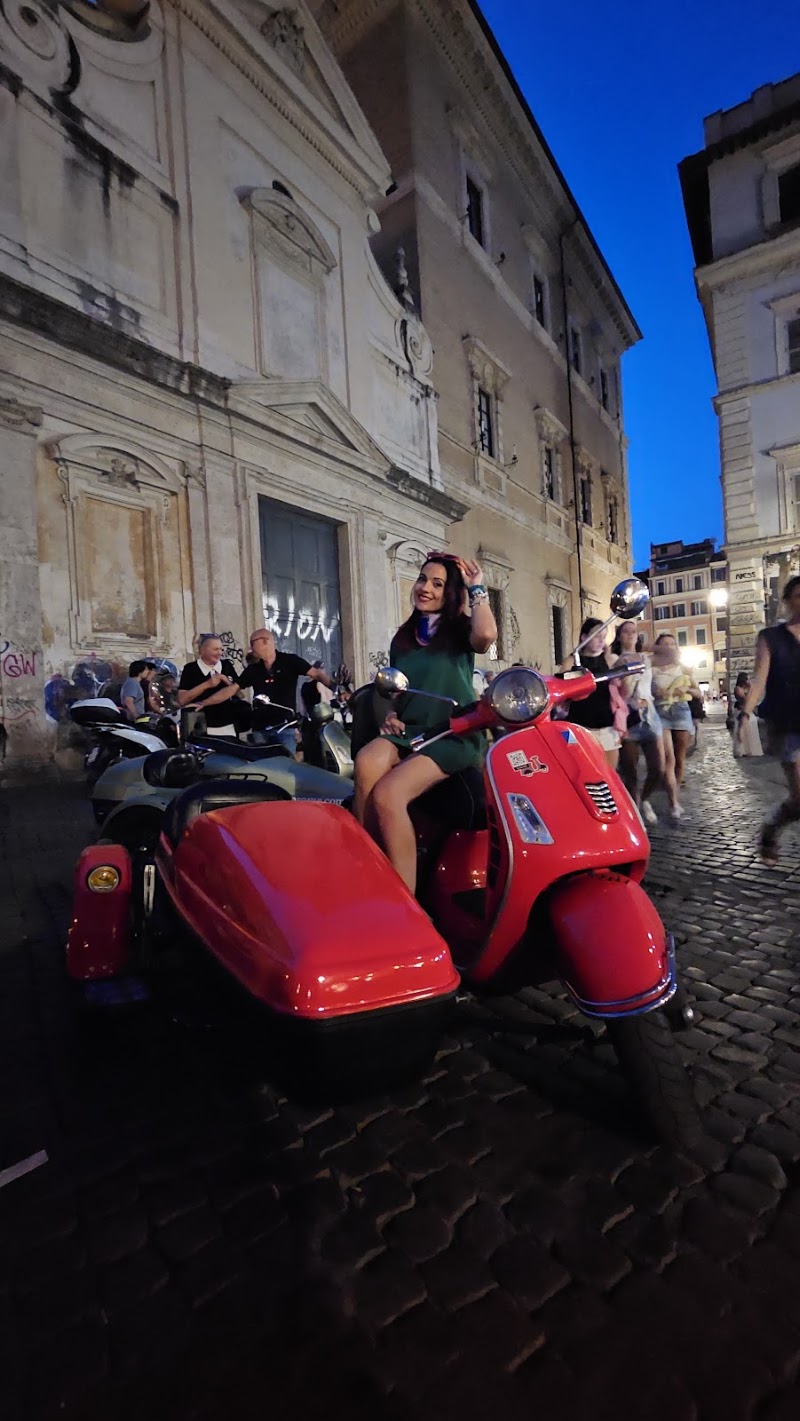 Romaround Tours - Romaround Tours, Via Santamaura, 21, 00192 Roma RM, Italy