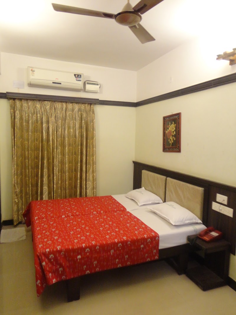 Sree Lakshmi Illam - Sree Lakshmi Illam 9, Ramar Kovil St, Ramarkovk, Ram Nagar, Coimbatore, Tamil Nadu 641009, India