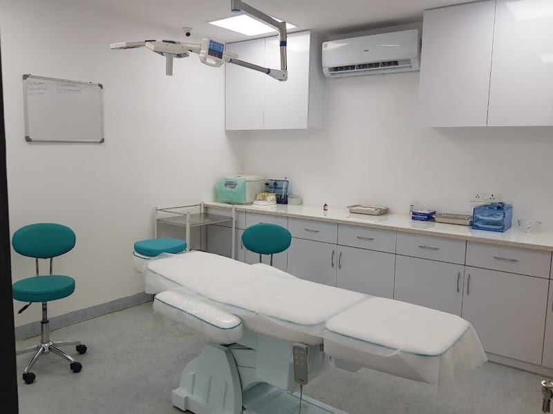 Dr Prakash Khute, MD (AIIMS, New Delhi)- Best skin specialist in Raipur| Dermatologist| Hair transplant| Lasers| PRP
