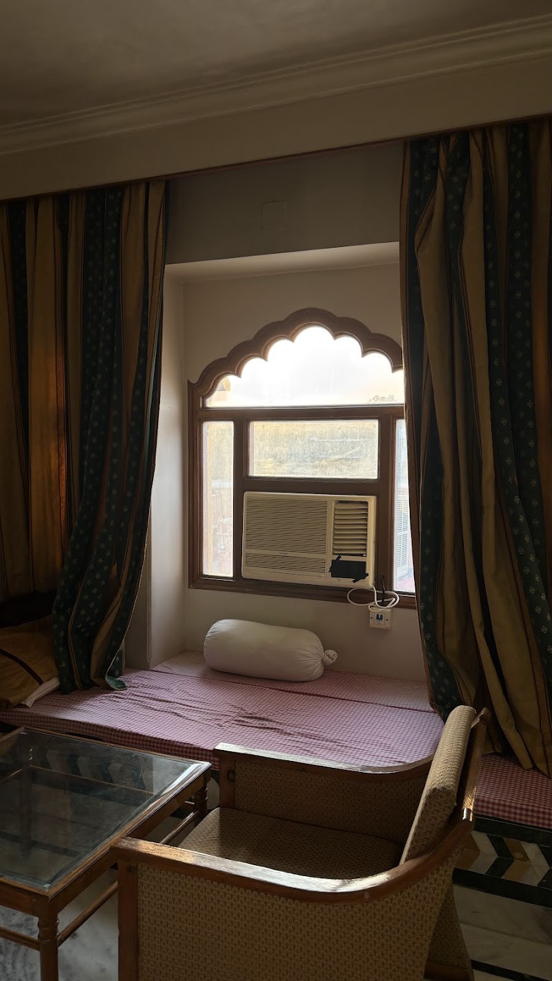 Hotel Raj Vilas Palace - Hotel Raj Vilas Palace, 289G+X7F, Rathkhana Rd, Rath Khana Colony, Bikaner, Rajasthan 334001, India