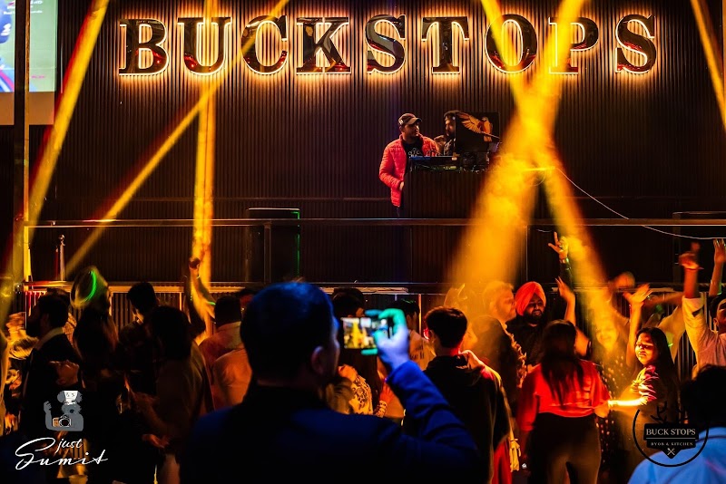 The Buck Stops Here - The Buck Stops Here DLF Cyber City, DLF Phase 2, Sector 24, Gurugram, Haryana 122002, India
