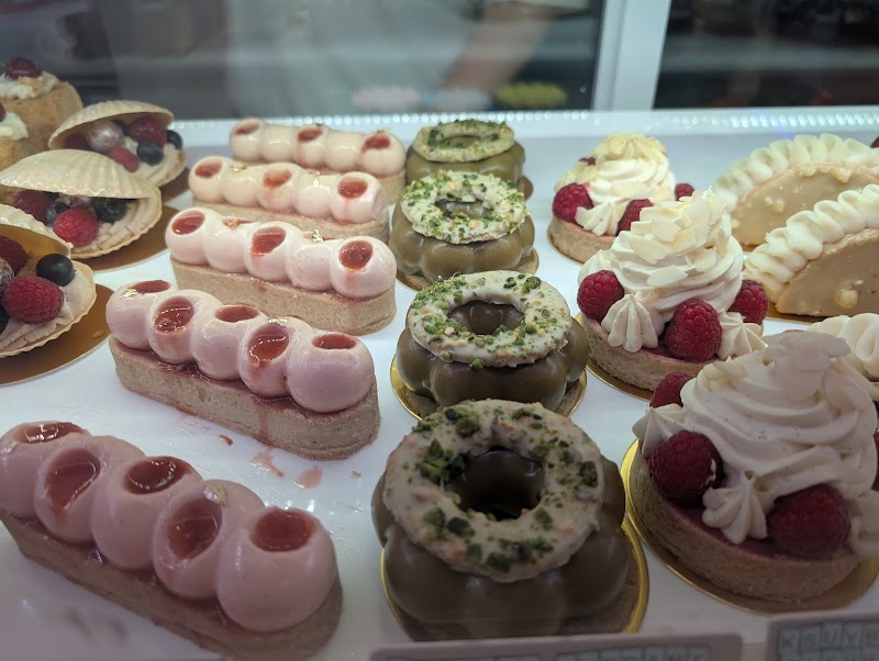 Cream Dream – Plant-Based and Gluten Free Cafe - Cream Dream – Plant-Based and Gluten Free Cafe 46 Bedford St, London WC2E 9HA, UK