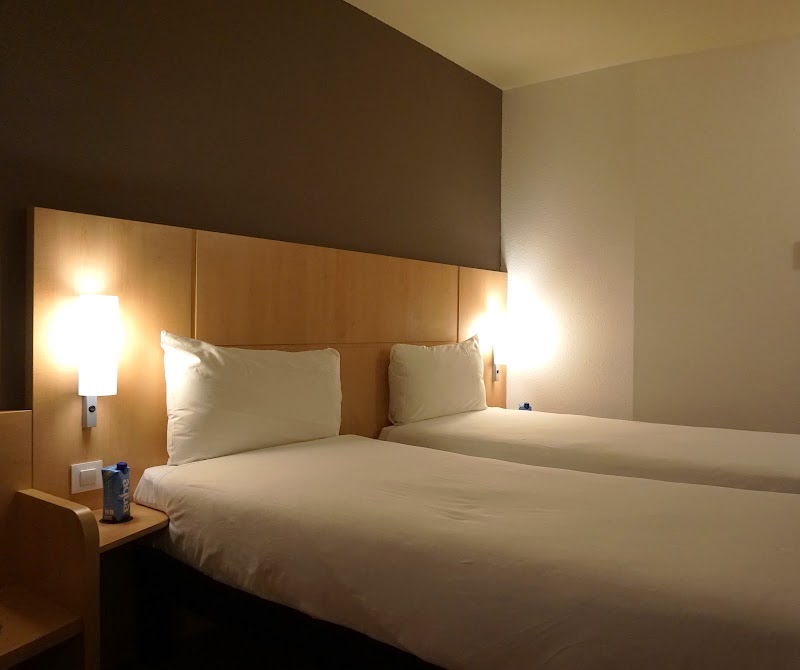ibis Girona Costa Brava - ibis Girona Costa Brava Carrer de Francesc Ferrer i Gironès, 16-18, 17006 Girona, Spain