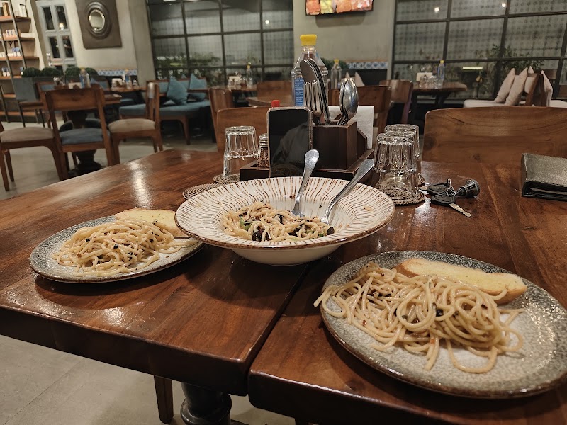 Rustic by OTH - Rustic by OTH H, 12, SL Marg, opposite जेनपैक्ट जयपुर, Lal Bahadur Nagar, Main, Malviya Nagar, Jaipur, Rajasthan 302018, India