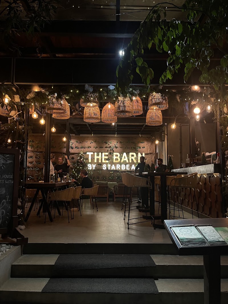 The Barn by Starbeans - The Barn by Starbeans No. 50 Wellawaya Road, ඇල්ල 90090, Sri Lanka