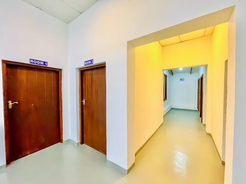 The wave rooms & Hostel - The wave rooms & Hostel Main Street, Arugam Bay, Sri Lanka