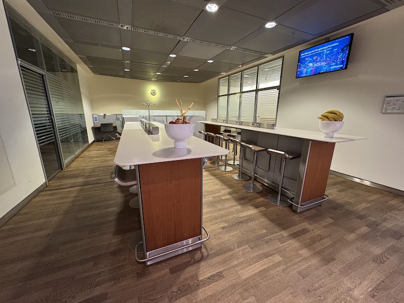 Lufthansa Welcome Lounge - Lufthansa Welcome Lounge Terminal 1, Hall B, Arrivals level, 60549 Frankfurt am Main, Germany