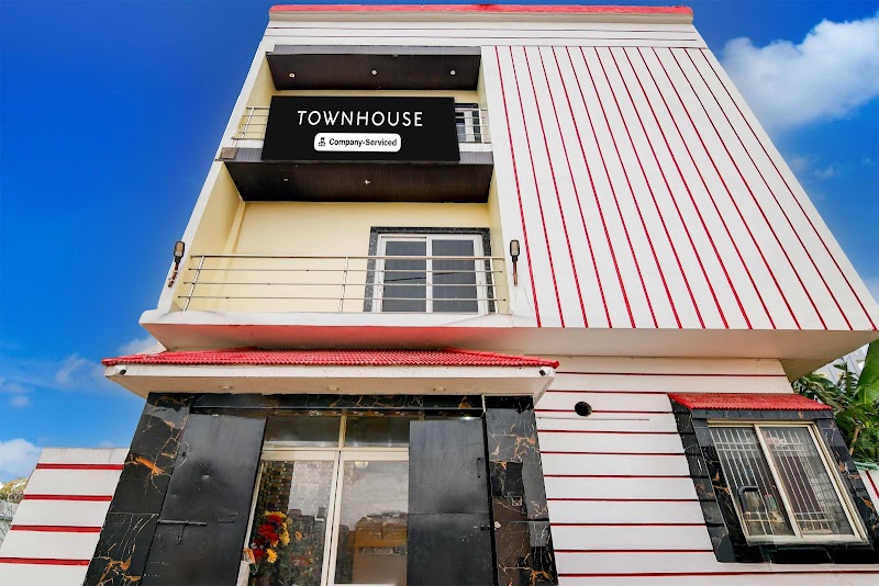 Townhouse by OYO Puri Sea Beach Formerly Shri Jagannath Homestay - Townhouse by OYO Puri Sea Beach Formerly Shri Jagannath Homestay, Dhabaleswar Nagar, Plot No. 49D/013, Baliapanda Rd, near Seven Hills Hotel, Baliapanda Housing Board Colony, Puri, Odisha 752001, India