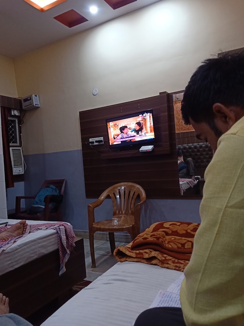 janta hotel Station Road Ranchi - janta hotel Station Road Ranchi, Station Rd, Sirom Toly, Kishan Singh Colony, Gosaintola, Ranchi, Jharkhand 834001, India