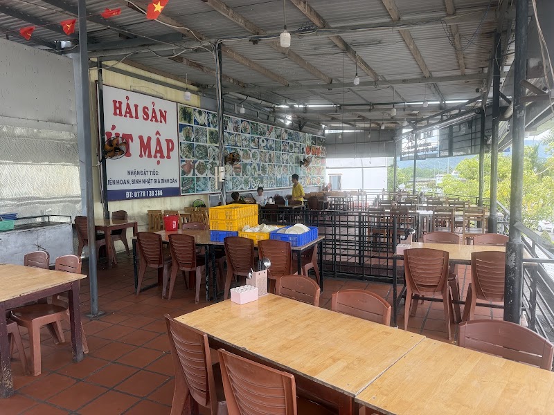 Quán Hải Sản Út Mập - Quán Hải Sản Út Mập, Bờ Kè/96 Đ. Hà Ra, Nha Trang, Khánh Hòa 67000, Vietnam