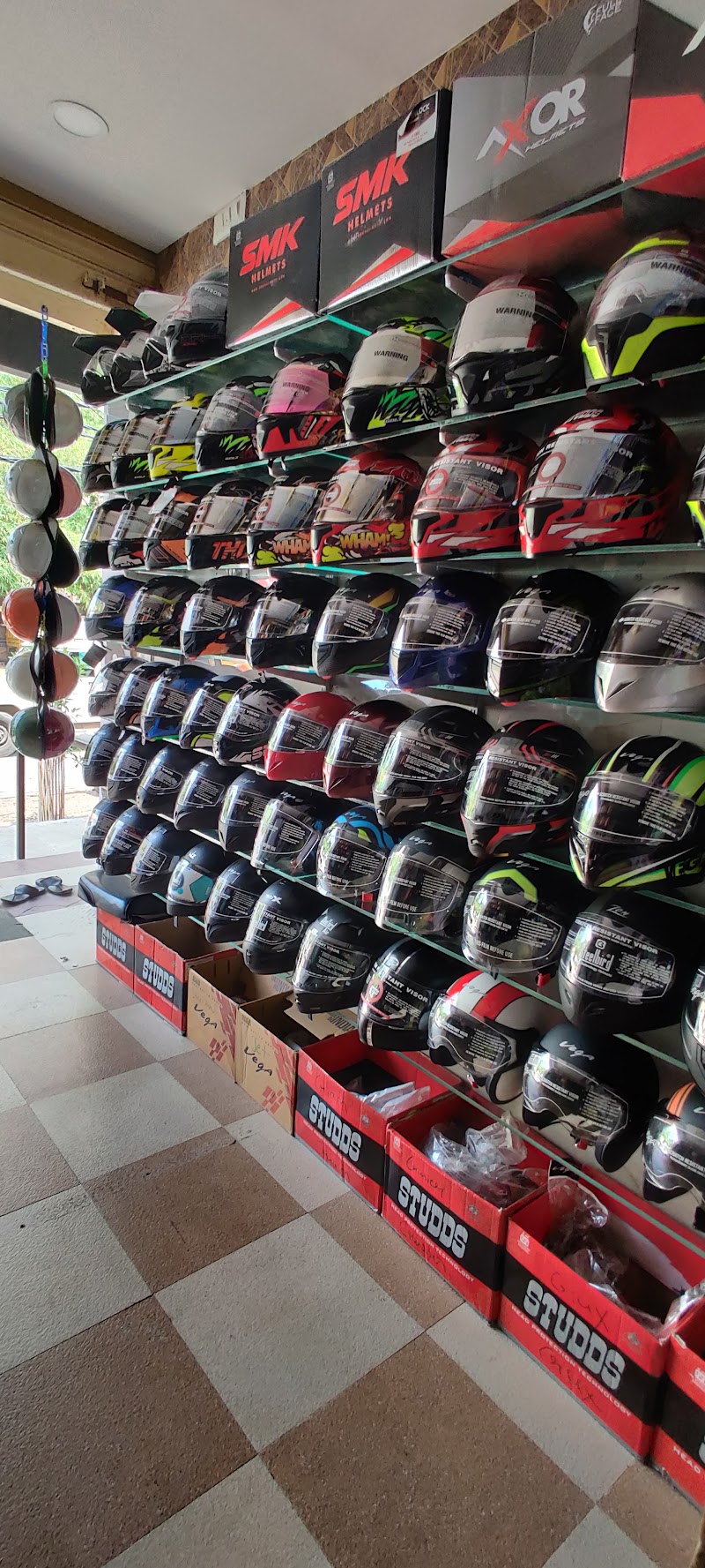 WK Seat cover and Helmet - WK Seat cover and Helmet Mangammanapalya Main Rd, opp. to Salarpuria Apartment, 7th Sector, Bommanahalli, Bengaluru, Karnataka 560068, India