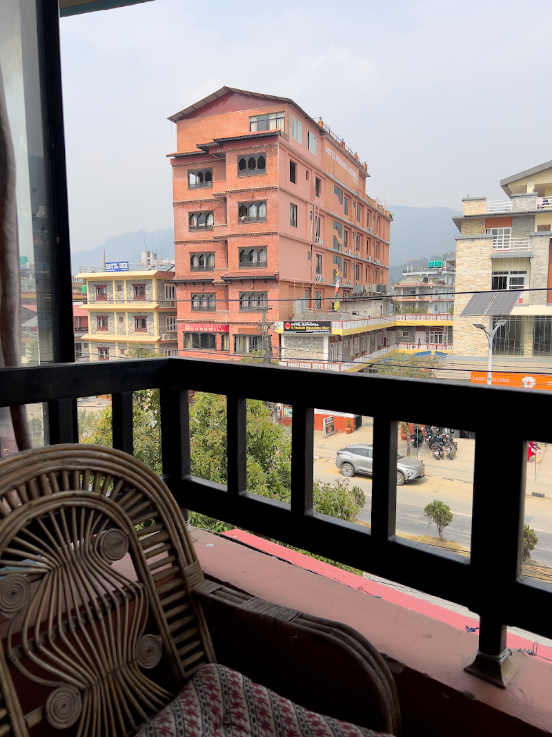 Hotel Lake n Yeti - Hotel Lake n Yeti, Lakeside Rd, Pokhara 33700, Nepal