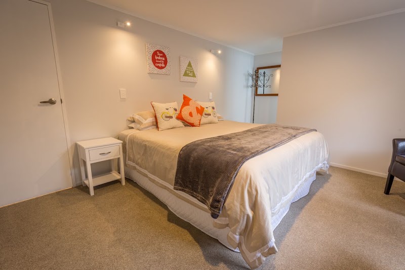 Rotorua B n B on Sumner - Rotorua B n B on Sumner 20 Sumner Street, Glenholme, Rotorua 3010, New Zealand
