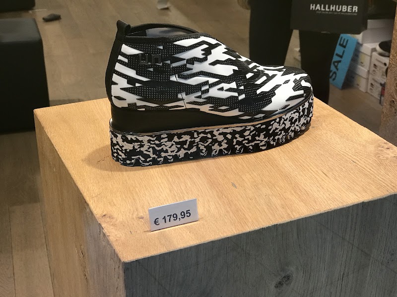 mia shoes - mia shoes Europastraße 1, 5020 Salzburg, Austria