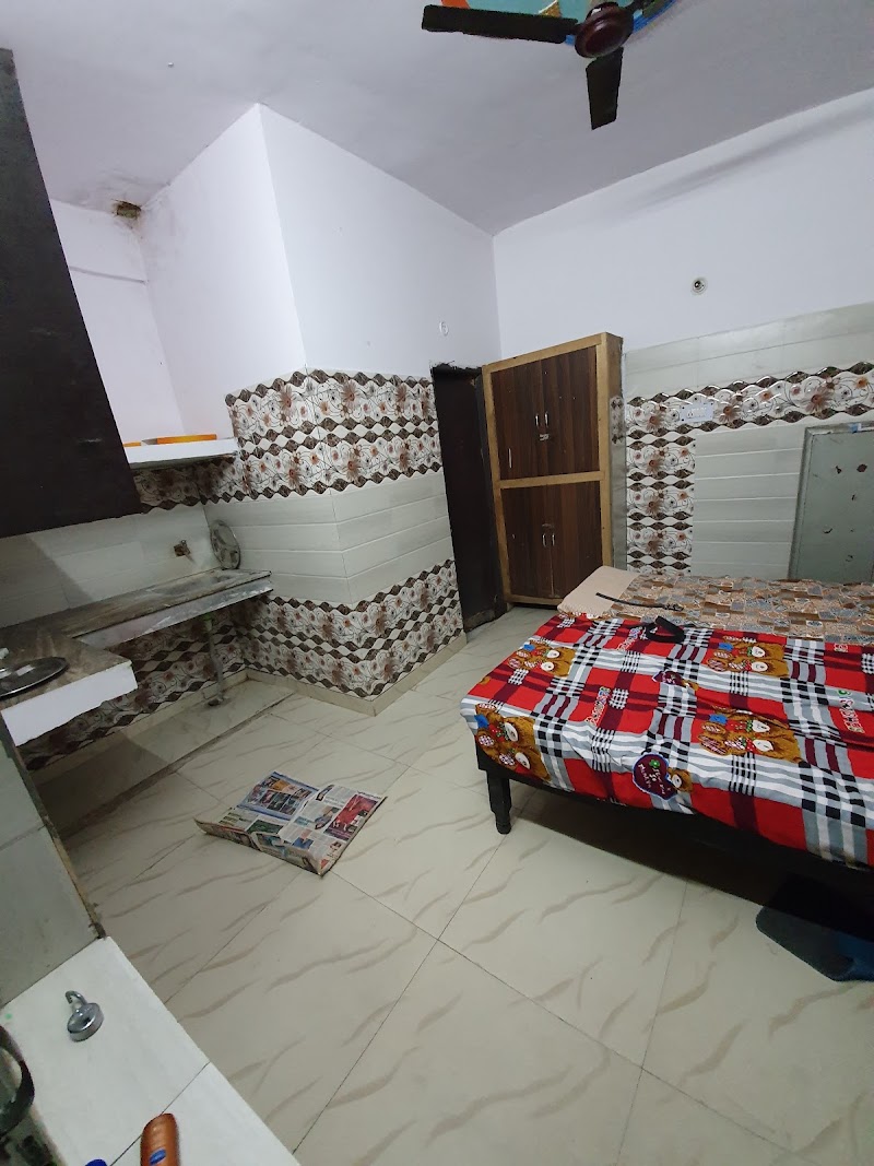 Premium Nest PG - Premium Nest PG 201309, Rasoolpur Nawada, Industrial Area, Sector 62, Noida, Uttar Pradesh 201309, India