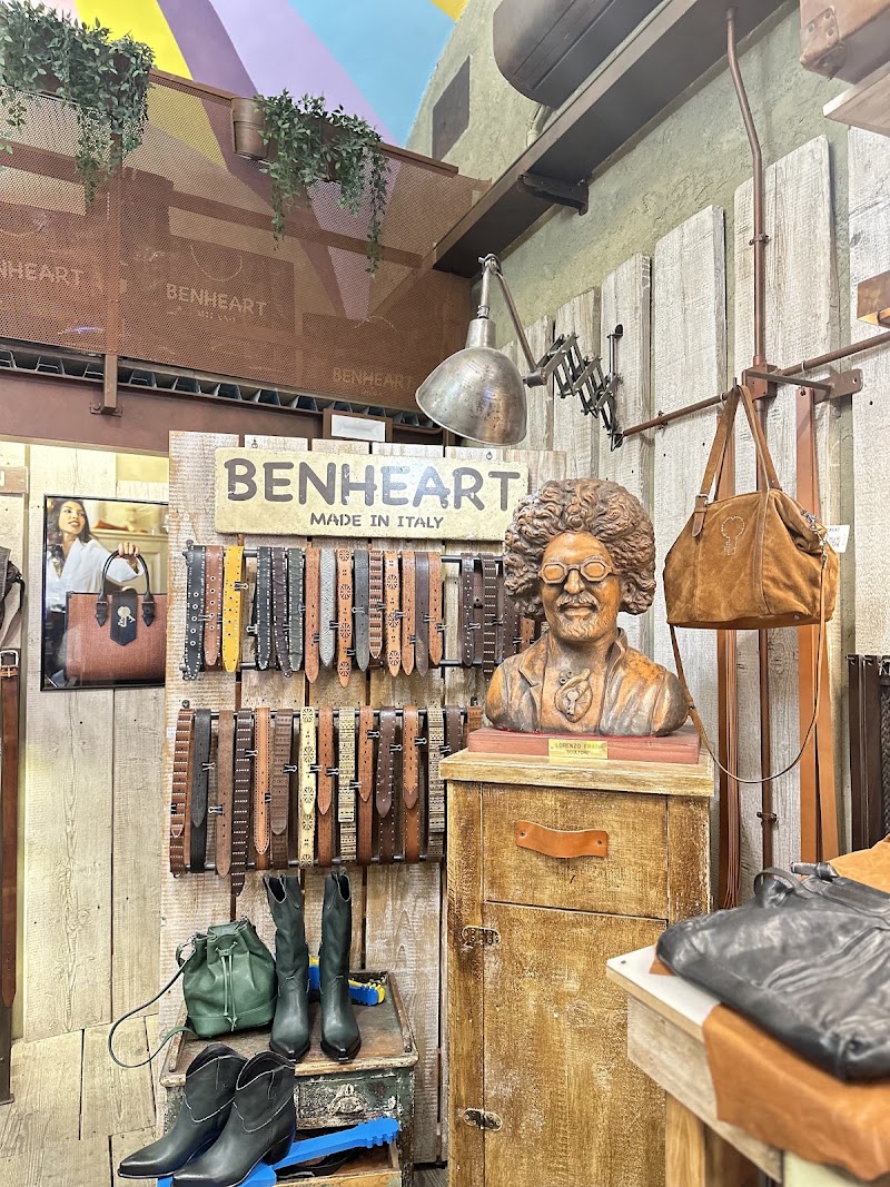 Benheart Firenze - Via Calzaiuoli - Benheart Firenze - Via Calzaiuoli, Via dei Calzaiuoli, 37, 50123 Firenze FI, Italy