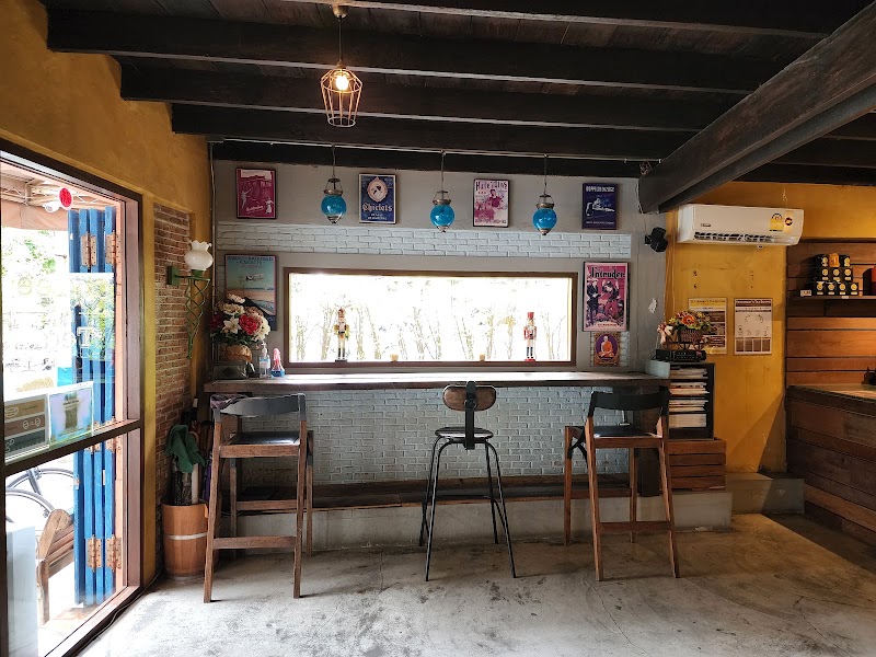 Yesterday's Tea Rooms - Yesterday's Tea Rooms, 518/9 ปากซอยสะพานยาว Song Wat Rd, Khwaeng Chakkrawat, Khet Samphanthawong, Krung Thep Maha Nakhon 10100, Thailand