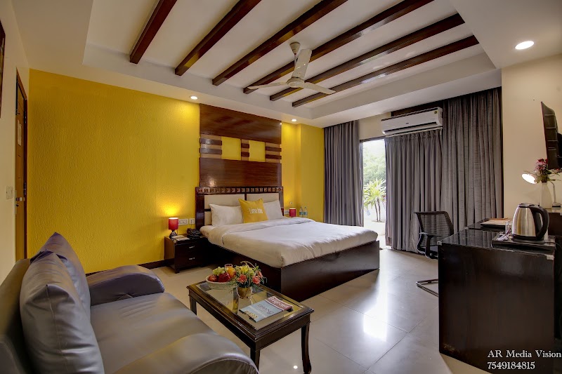 The Lime Stays Greater Kailash Metro Nearby Saket Select City Delhi -Hotels& 4BHK Serviced Apartments in South Delhi - The Lime Stays Greater Kailash Metro Nearby Saket Select City Delhi -Hotels& 4BHK Serviced Apartments in South Delhi, E Block, 564, Main Road, above Open Oven, Greater Kailash - 2, Block E, Greater Kailash II, Greater Kailash, New Delhi, Delhi 110048, India
