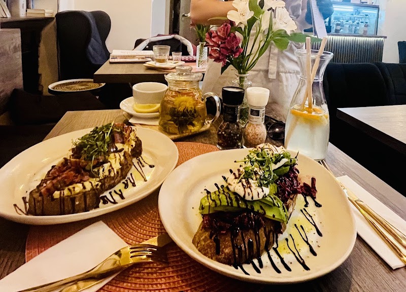 Múza Café - Múza Café Mánesova 1407/89, 120 00 Praha 2-Vinohrady, Czechia