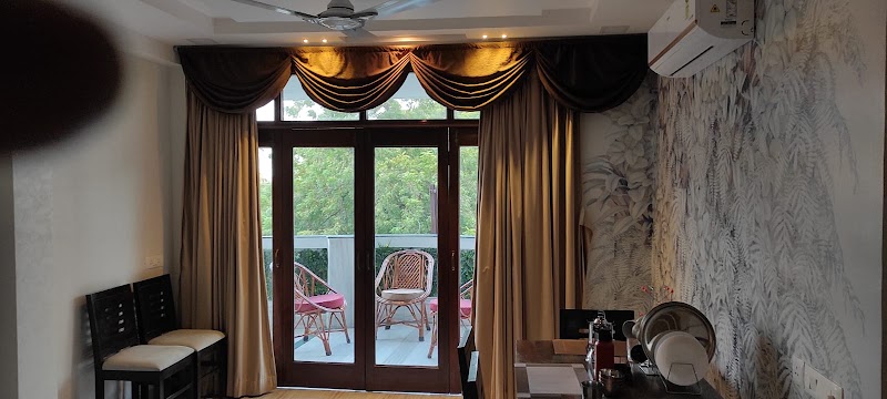 Leisure Service Apartment - Leisure Service Apartment opposite Inspire showroom, Shankar Nagar, East Shankar Nagar, Nagpur, Maharashtra 440010, India