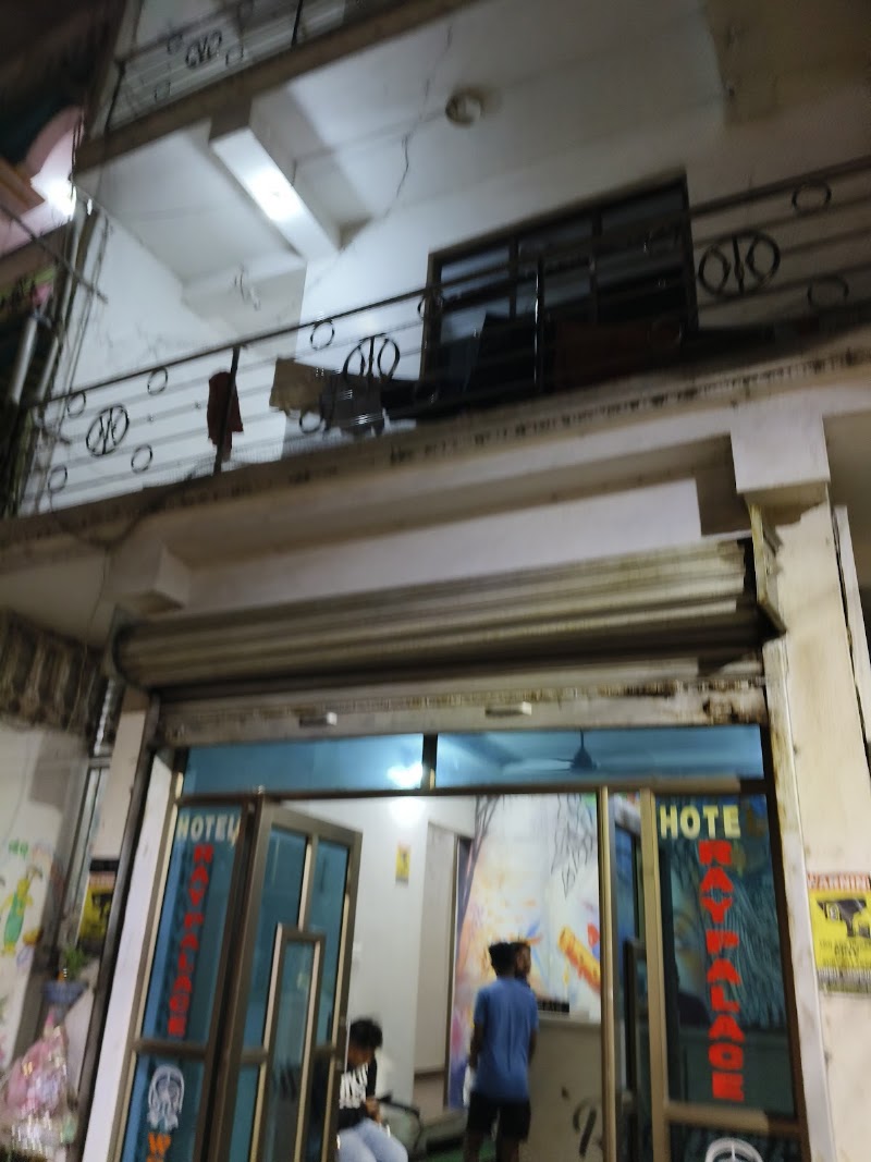 Hotel Ray Palace - Hotel Ray Palace, Infront of Sankaracharya, Manikarnika Sahi Rd, Swargadwar, Puri, Odisha 752001, India