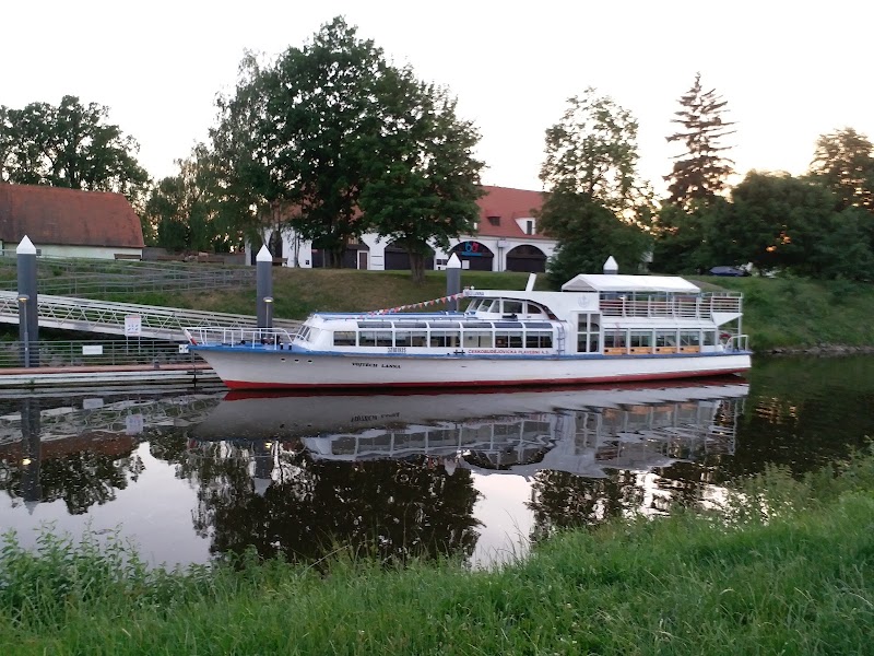 Náplavka u Dlouhého mostu - Náplavka u Dlouhého mostu, Husova tř., 370 01 České Budějovice-České Budějovice 5, Czechia